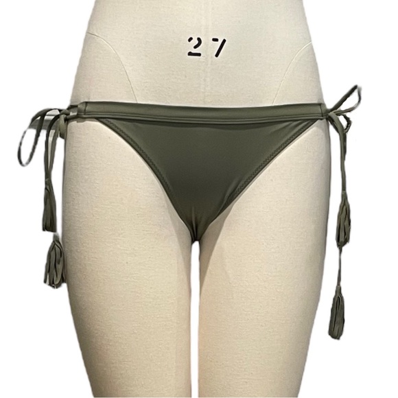 Sea Gypsies by Lost 2-piece Bikini - Picture 6 of 13